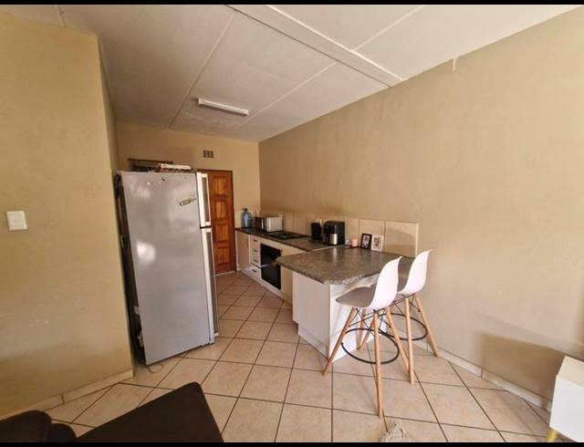 2 BEDROOM APARTMENT FOR SALE IN KLIPPOORTJE